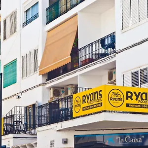 Ten Hostel , Ibiza España